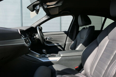 BMW 3 Series 3.0 M340D xDrive MHEV Auto 4WD 4dr 41