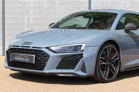Audi R8 5.2 R8 Performance Carbon Black V10 Quattro Semi-Auto 4WD 2dr 8