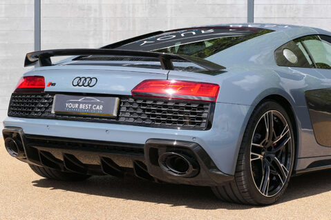 Audi R8 5.2 R8 Performance Carbon Black V10 Quattro Semi-Auto 4WD 2dr 16