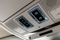 Land Rover Defender 3.0 D250 MHEV X-Dynamic HSE SUV 5dr Diesel Auto 4WD Euro 6 (s/s) (250 ps) 32