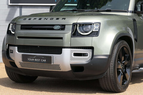 Land Rover Defender 3.0 D250 MHEV X-Dynamic HSE SUV 5dr Diesel Auto 4WD Euro 6 (s/s) (250 ps) 47