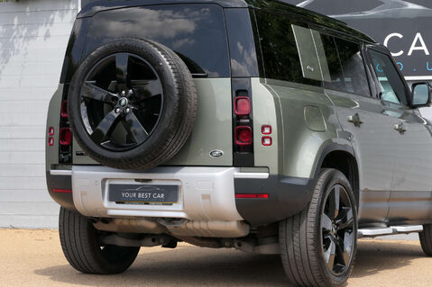 Land Rover Defender 3.0 D250 MHEV X-Dynamic HSE SUV 5dr Diesel Auto 4WD Euro 6 (s/s) (250 ps) 52
