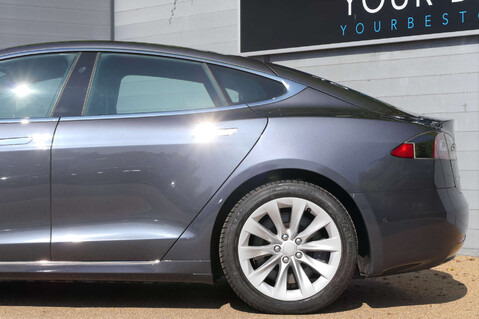 Tesla Model S ModeL S 75D 4WD 5dr 11