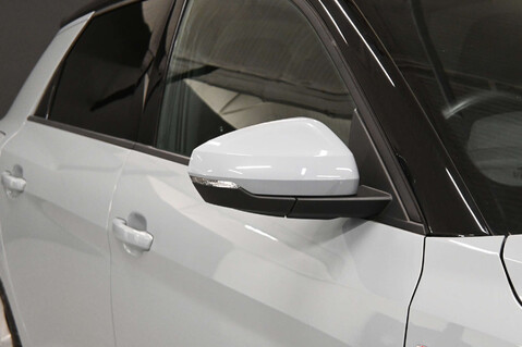 Audi A1 1.0 A1 Sportback 30 TFSI S Line Semi-Auto 5dr 36