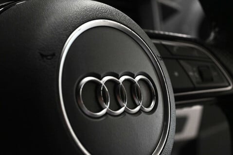 Audi A1 1.0 A1 Sportback 30 TFSI S Line Semi-Auto 5dr 49