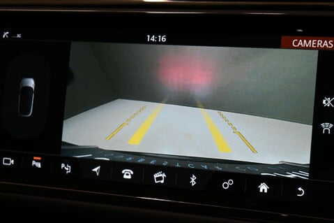 Land Rover Range Rover Evoque 2.0 Range Rover Evoque R-Dynamic SE D Auto 4WD 5dr 37