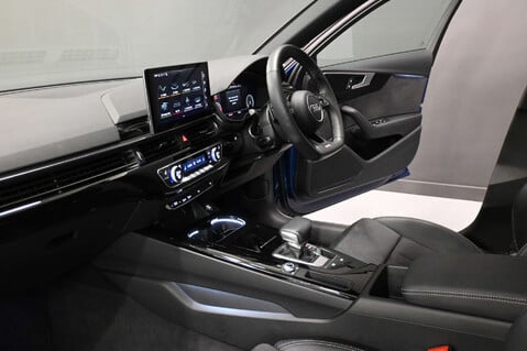 Audi A4 2.0 A4 Black Edition 40 TFSI MHEV Semi-Auto 5dr 6
