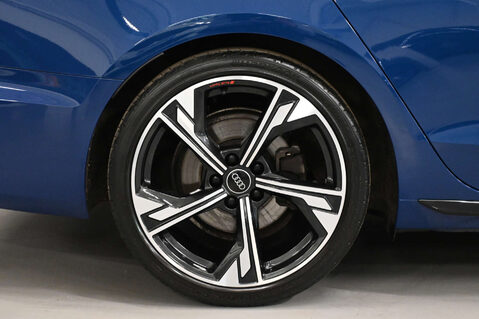 Audi A4 2.0 A4 Black Edition 40 TFSI MHEV Semi-Auto 5dr 33