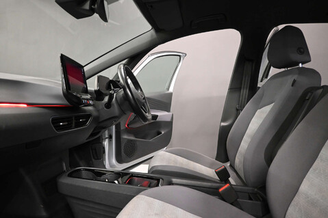 Volkswagen Id.3 Pro Performance 58kWh Life Hatchback 5dr Electric Auto (204 ps) 12
