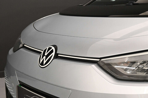 Volkswagen Id.3 Pro Performance 58kWh Life Hatchback 5dr Electric Auto (204 ps) 17