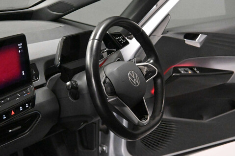 Volkswagen Id.3 Pro Performance 58kWh Life Hatchback 5dr Electric Auto (204 ps) 18