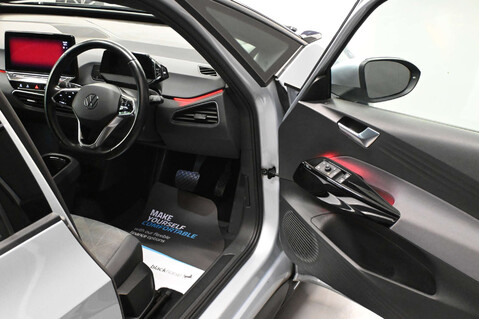 Volkswagen Id.3 Pro Performance 58kWh Life Hatchback 5dr Electric Auto (204 ps) 26