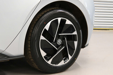 Volkswagen Id.3 Pro Performance 58kWh Life Hatchback 5dr Electric Auto (204 ps) 39