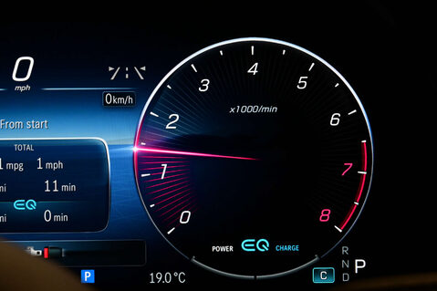 Mercedes-Benz C Class 1.5 C 200 AMG Line Premium MHEV Auto 5dr 32