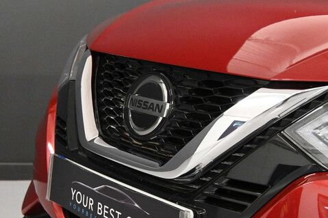 Nissan Qashqai 1.3 Qashqai Acenta Premium DiG-T Semi-Auto 5dr 15
