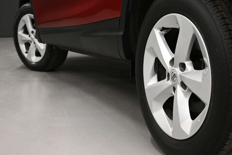 Nissan Qashqai 1.3 Qashqai Acenta Premium DiG-T Semi-Auto 5dr 36