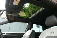 Volkswagen Golf 2.0 Golf R DSG 4WD 3dr 23