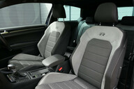 Volkswagen Golf 2.0 Golf R DSG 4WD 3dr 5