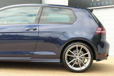 Volkswagen Golf 2.0 Golf R DSG 4WD 3dr 12