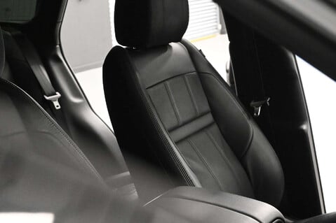 Land Rover Range Rover Evoque 2.0 Range Rover Evoque R-Dynamic S D Auto 4WD 5dr 34