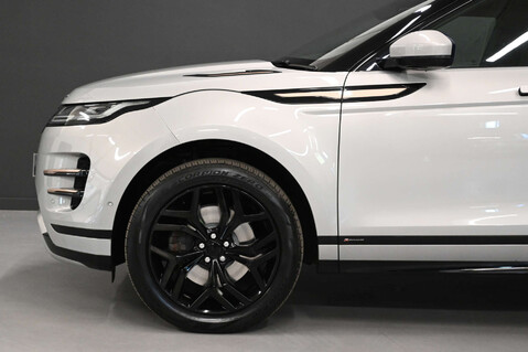 Land Rover Range Rover Evoque 2.0 Range Rover Evoque R-Dynamic SE Auto 4WD 5dr 19