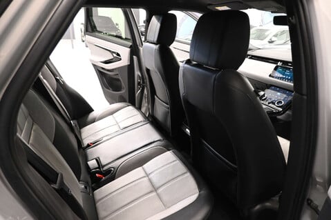 Land Rover Range Rover Evoque 2.0 Range Rover Evoque R-Dynamic SE Auto 4WD 5dr 20
