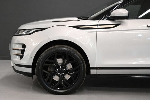 Land Rover Range Rover Evoque 2.0 Range Rover Evoque R-Dynamic SE Auto 4WD 5dr 19