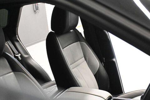 Land Rover Range Rover Evoque 2.0 Range Rover Evoque R-Dynamic SE Auto 4WD 5dr 34