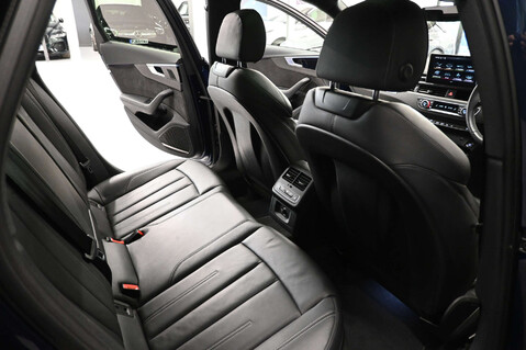 Audi A4 2.0 A4 Vorsprung 40 TDI MHEV Q Semi-Auto 4WD 5dr 12
