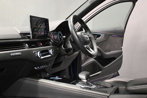 Audi A4 2.0 A4 Vorsprung 40 TDI MHEV Q Semi-Auto 4WD 5dr 14