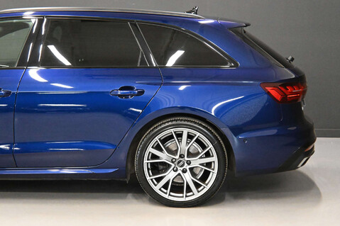 Audi A4 2.0 A4 Vorsprung 40 TDI MHEV Q Semi-Auto 4WD 5dr 19