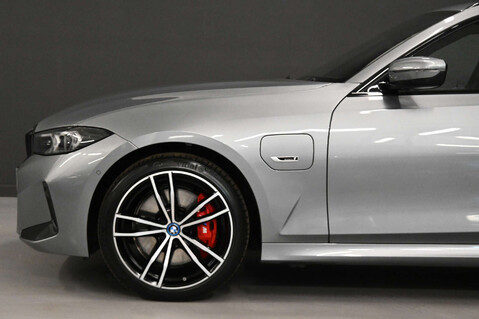 BMW 3 Series 2.0 330e 12kWh M Sport Touring 5dr Petrol Plug-in Hybrid Auto Euro 6 (s/s) 16