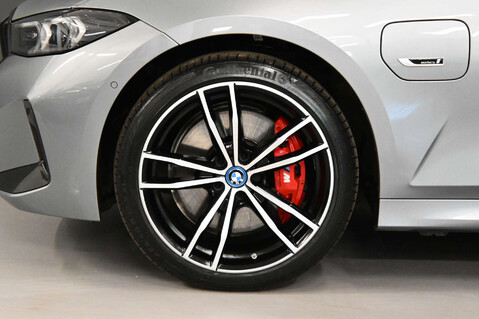 BMW 3 Series 2.0 330e 12kWh M Sport Touring 5dr Petrol Plug-in Hybrid Auto Euro 6 (s/s) 26