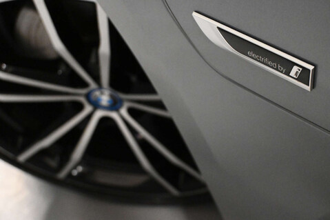BMW 3 Series 2.0 330e 12kWh M Sport Touring 5dr Petrol Plug-in Hybrid Auto Euro 6 (s/s) 28