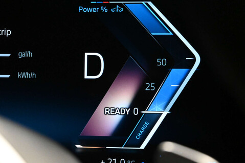 BMW 3 Series 2.0 330e 12kWh M Sport Touring 5dr Petrol Plug-in Hybrid Auto Euro 6 (s/s) 41