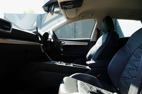 SEAT Leon 1.4 Leon Xcellence Luxury PHEV Semi-Auto 5dr 26