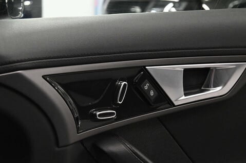 Jaguar F-Type 3.0 F-Type S V6 AWD Auto 4WD 3dr 31