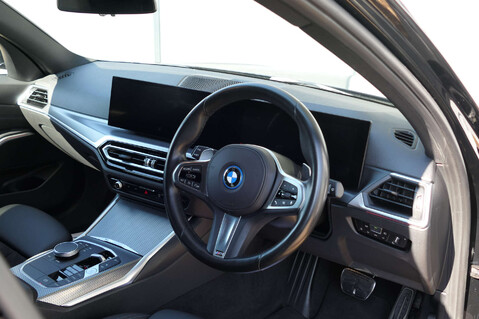 BMW 3 Series M SPORT AUTO 4