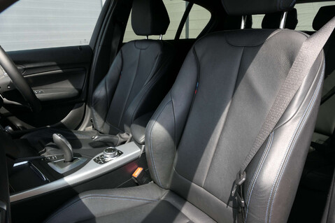 BMW 1 Series 1.5 118i M Sport Shadow Edition Auto 5dr 5