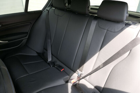 BMW 1 Series 1.5 118i M Sport Shadow Edition Auto 5dr 6