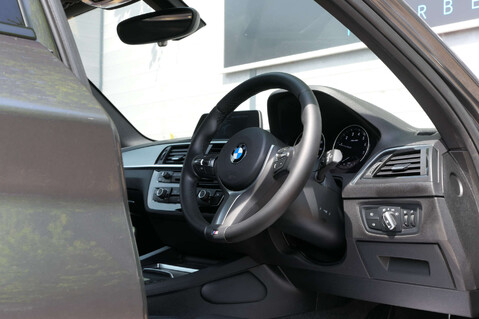 BMW 1 Series 1.5 118i M Sport Shadow Edition Auto 5dr 18