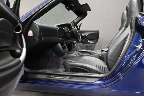Porsche Boxster 3.2 Boxster S 2dr 31