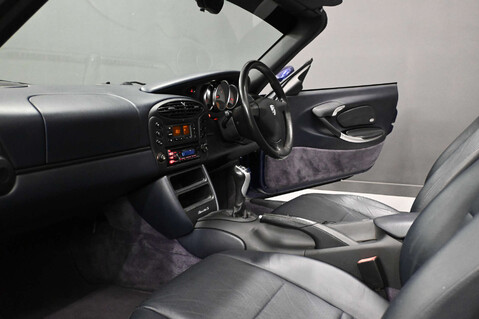 Porsche Boxster 3.2 Boxster S 2dr 35