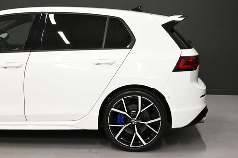 Volkswagen Golf 2.0 Golf R TSi 4Motion Semi-Auto 4WD 5dr 15