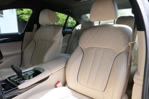 BMW 7 Series 3.0 730d M Sport MHEV Auto 4dr 18