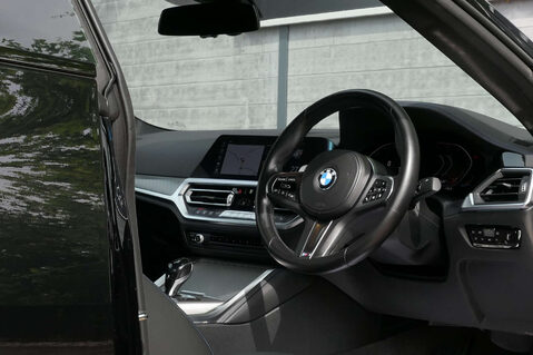 BMW 4 Series 2.0 420I M Sport Auto 2dr 32