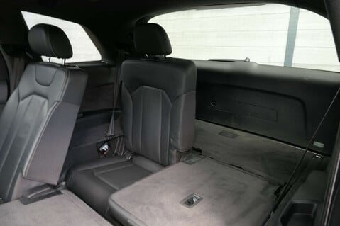 Audi Q7 3.0 Q7 Black Edition 45 TDI MHEV Quattro Auto 4WD 5dr 37