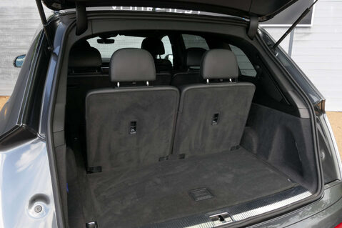 Audi Q7 3.0 Q7 Black Edition 45 TDI MHEV Quattro Auto 4WD 5dr 18