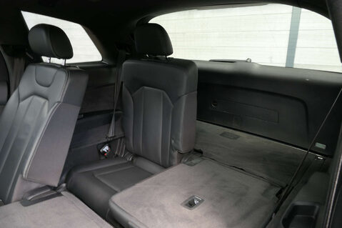 Audi Q7 3.0 Q7 Black Edition 45 TDI MHEV Quattro Auto 4WD 5dr 37