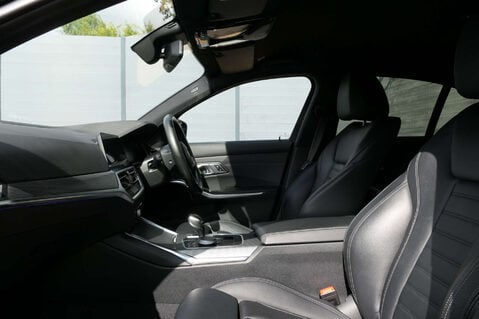 BMW 3 Series 2.0 318d M Sport MHEV Auto 4dr 38